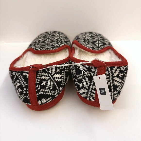 GAP (M) Soft Fair Isle Slippers Knit Faux-Fur Red Black Navy White Size 7 8 7.5 - Picture 5 of 11